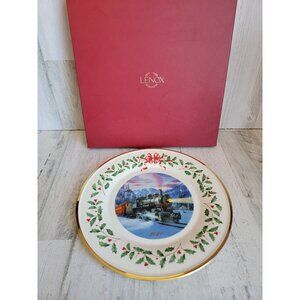 Lenox NEW holiday train scene annual plate Xmas kitchen decor